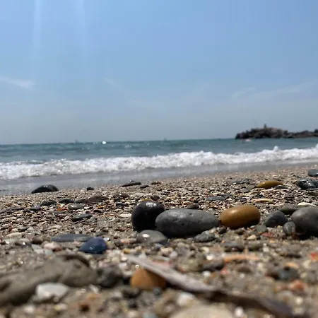 Maison De Nyaraló *